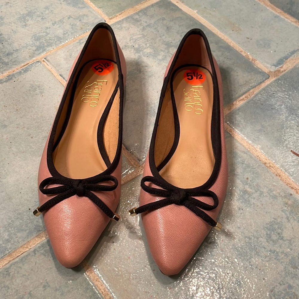 Franco Sarto tan flats. Size 5.5.